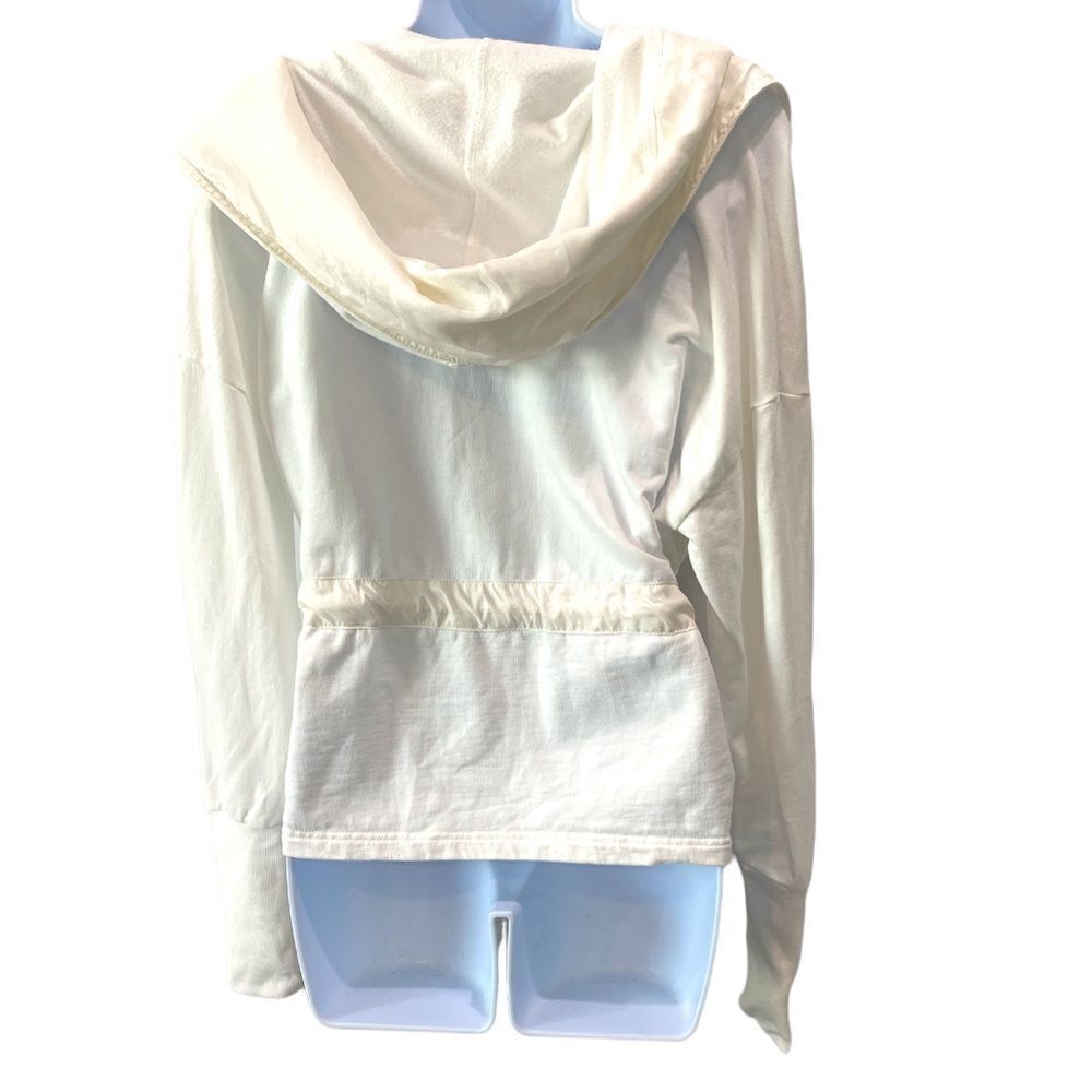 Young Fabulous & Broke White Drawstring Oversized Hooded Jacket - Picture 4 of 11
